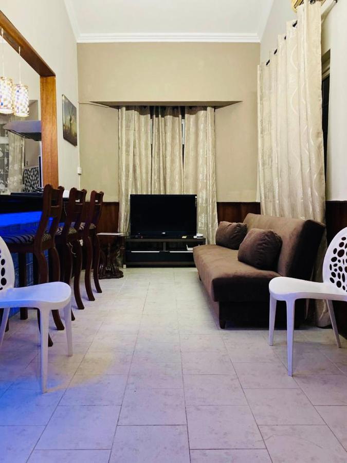 Cosy Flat Beachfront Flic-en-Flacq エクステリア 写真
